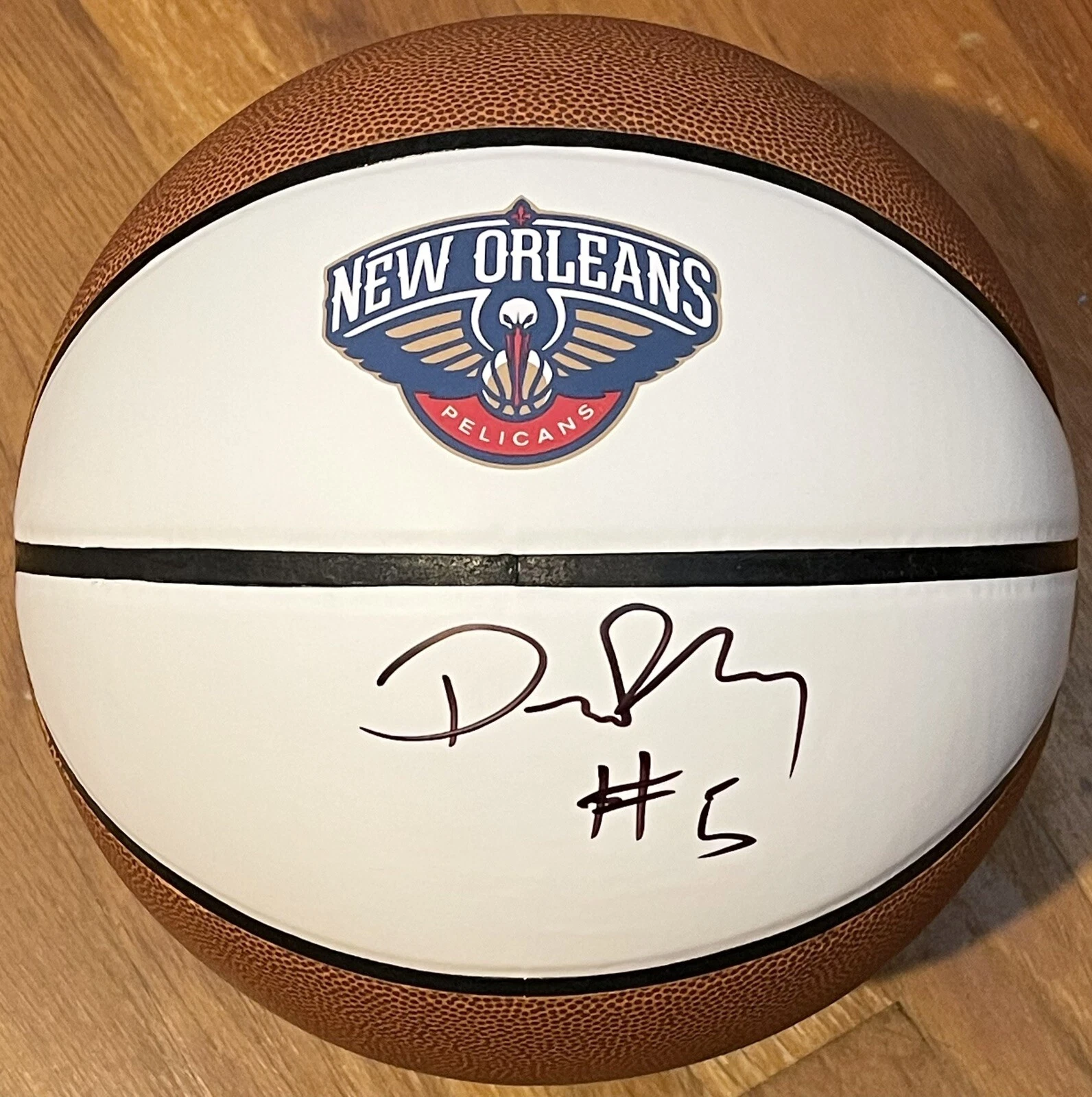 Dejounte Murray Signed Autographed New Orleans Pelicans Logo Basketball Beckett