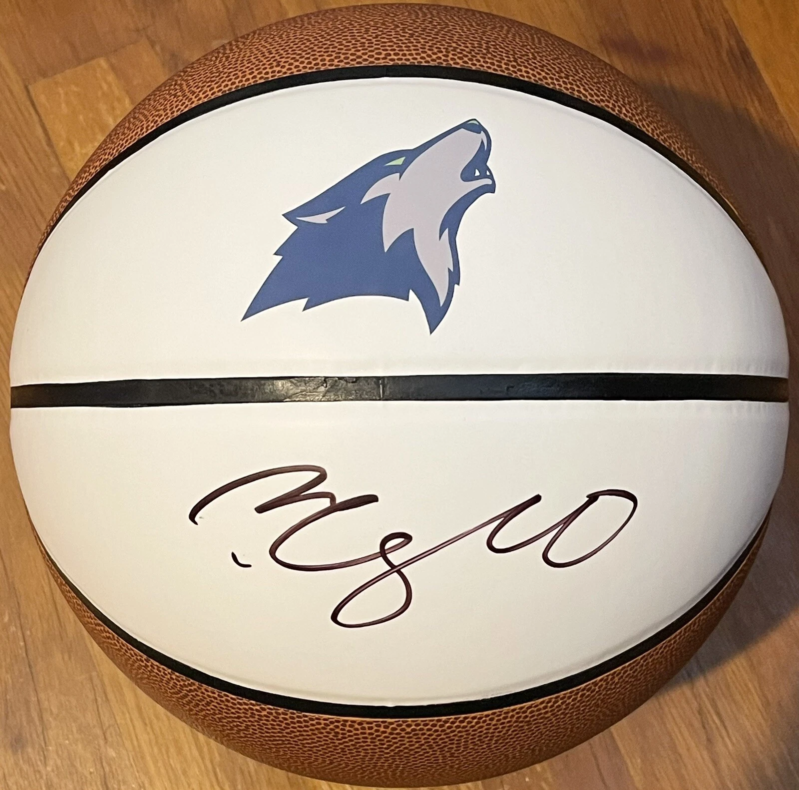 Mike Conley Jr Signed Autographed Minnesota Timberwolves Logo Basketball Beckett