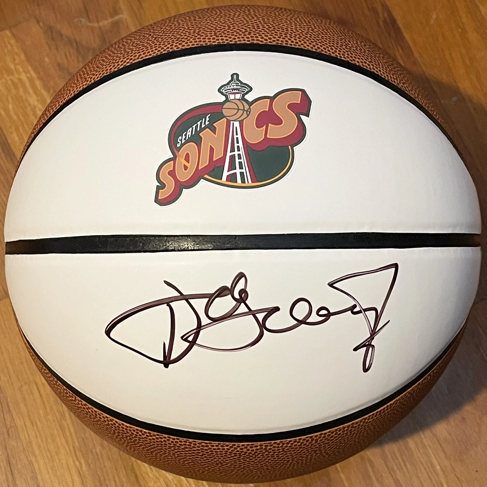Detlef Schrempf Signed Autographed Seattle SuperSonics Logo Basketball Beckett