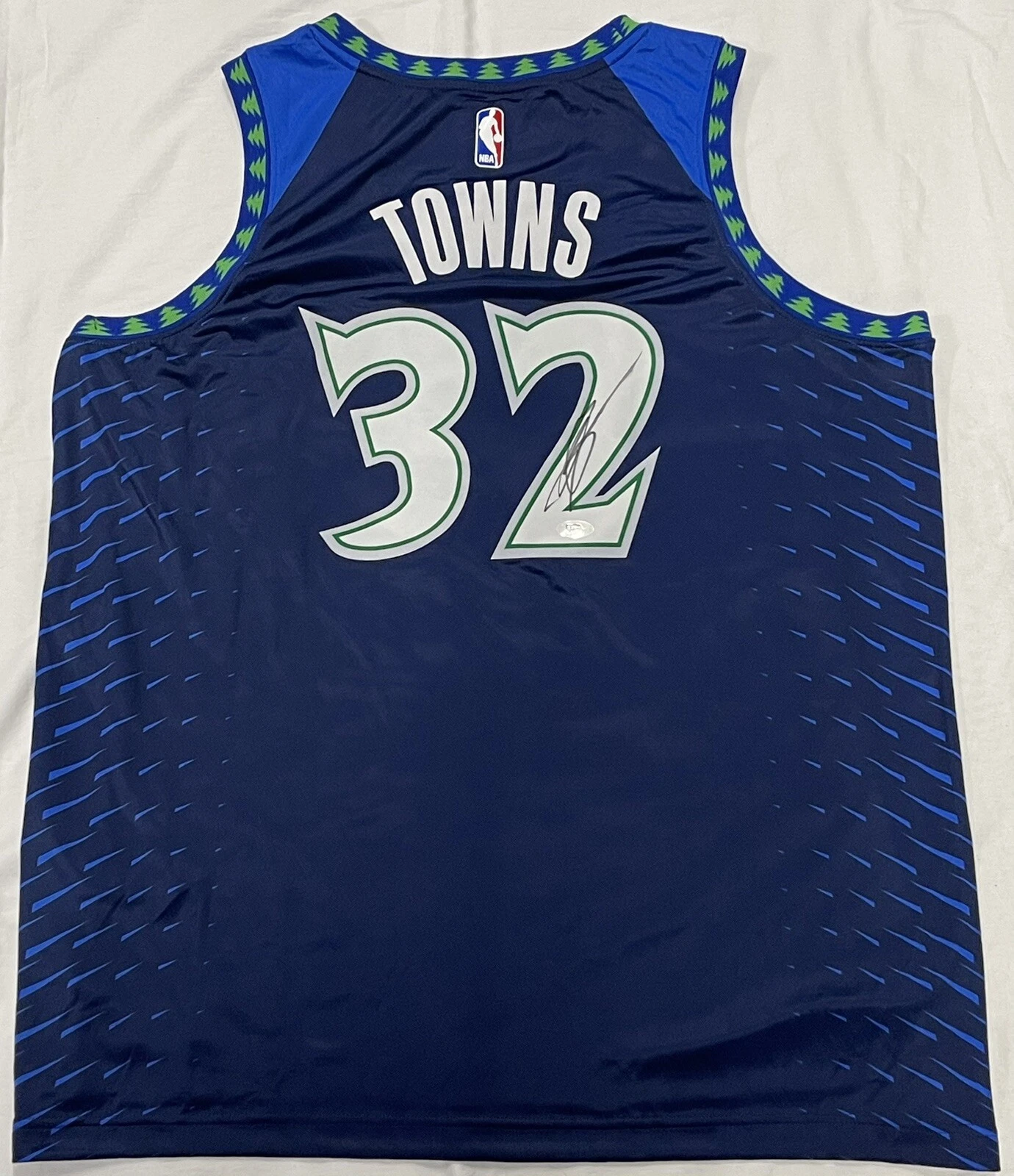 Karl Anthony Towns Signed Autographed Minnesota Timberwolves Jersey PSA/DNA COA