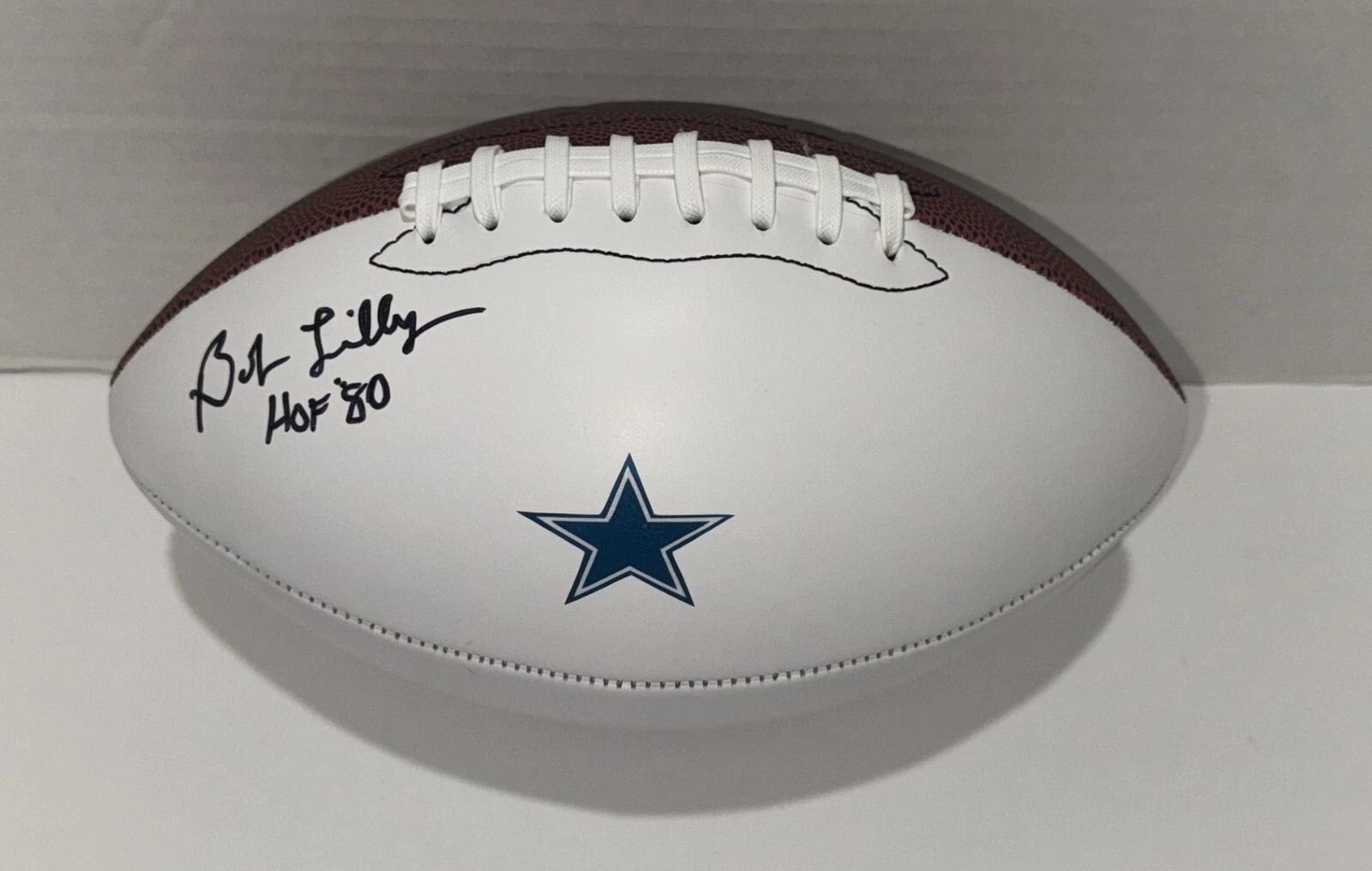 BOB LILLY SIGNED FOOTBALL DALLAS COWBOYS FOOTBALL HOF 1980