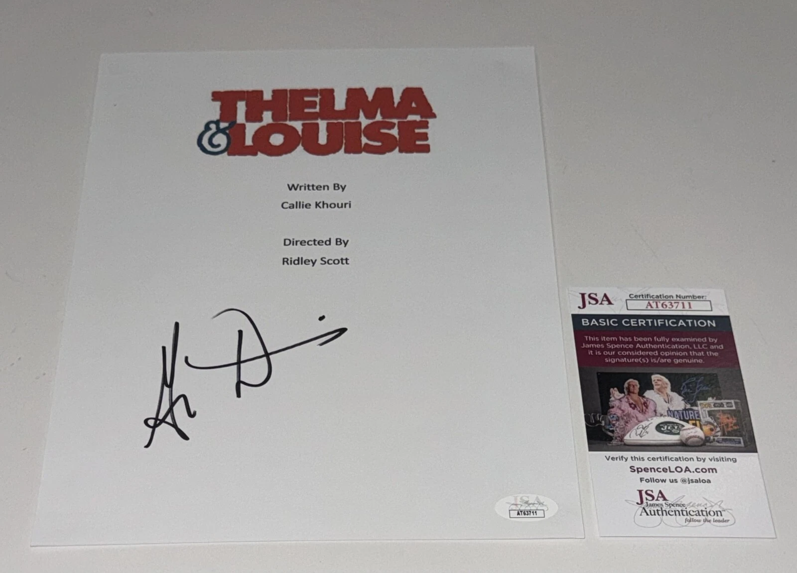 GEENA DAVIS SIGNED THELMA & LOUISE FULL MOVIE SCRIPT JSA COA