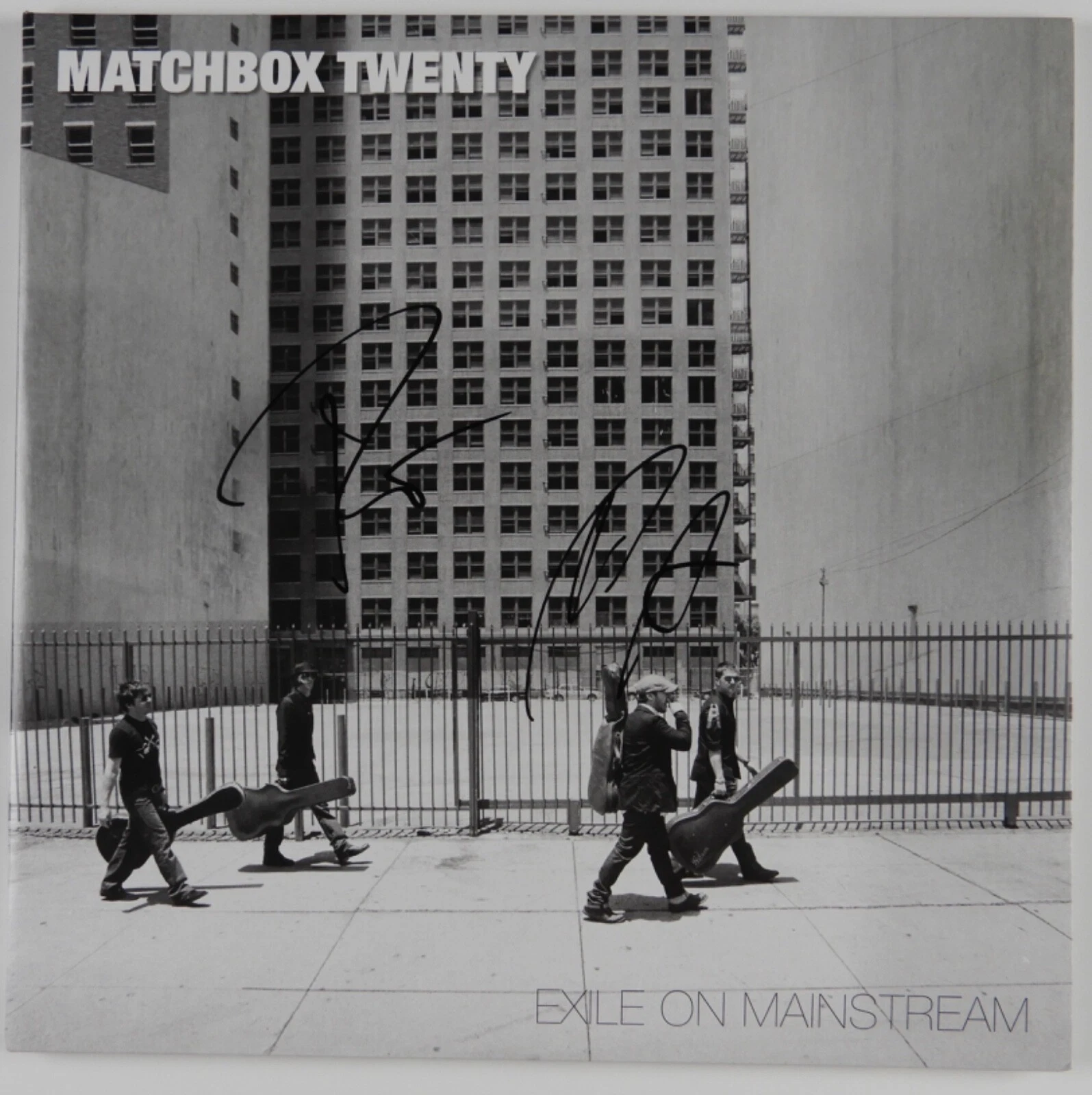 Matchbox 20 Rob Thomas JSA Autograph Signed Album Paul Doucette