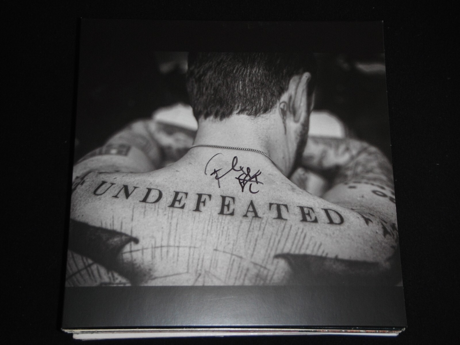 FRANK TURNER SIGNED UNDEFEATED VINYL ALBUM LETTERS