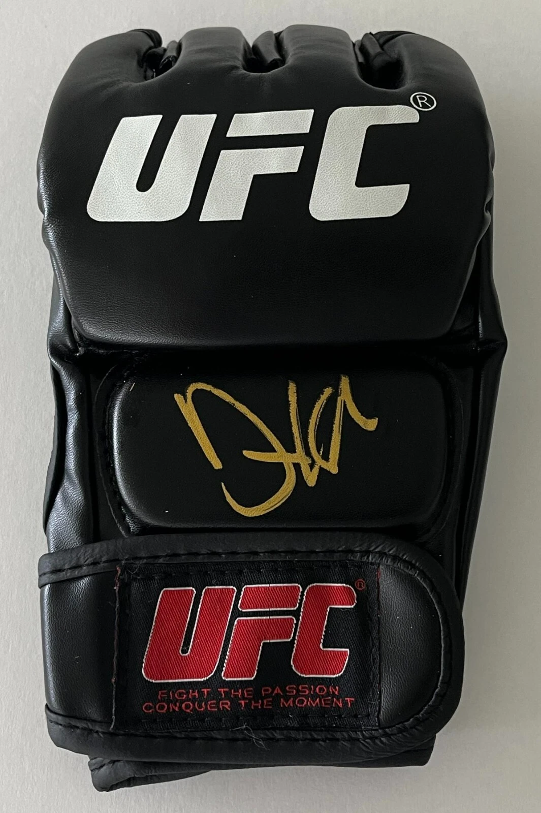FRANK MIR SIGNED AUTOGRAPH UFC ULTIMATE FIGHTING CHAMPIONSHIP GLOVE BECKETT COA
