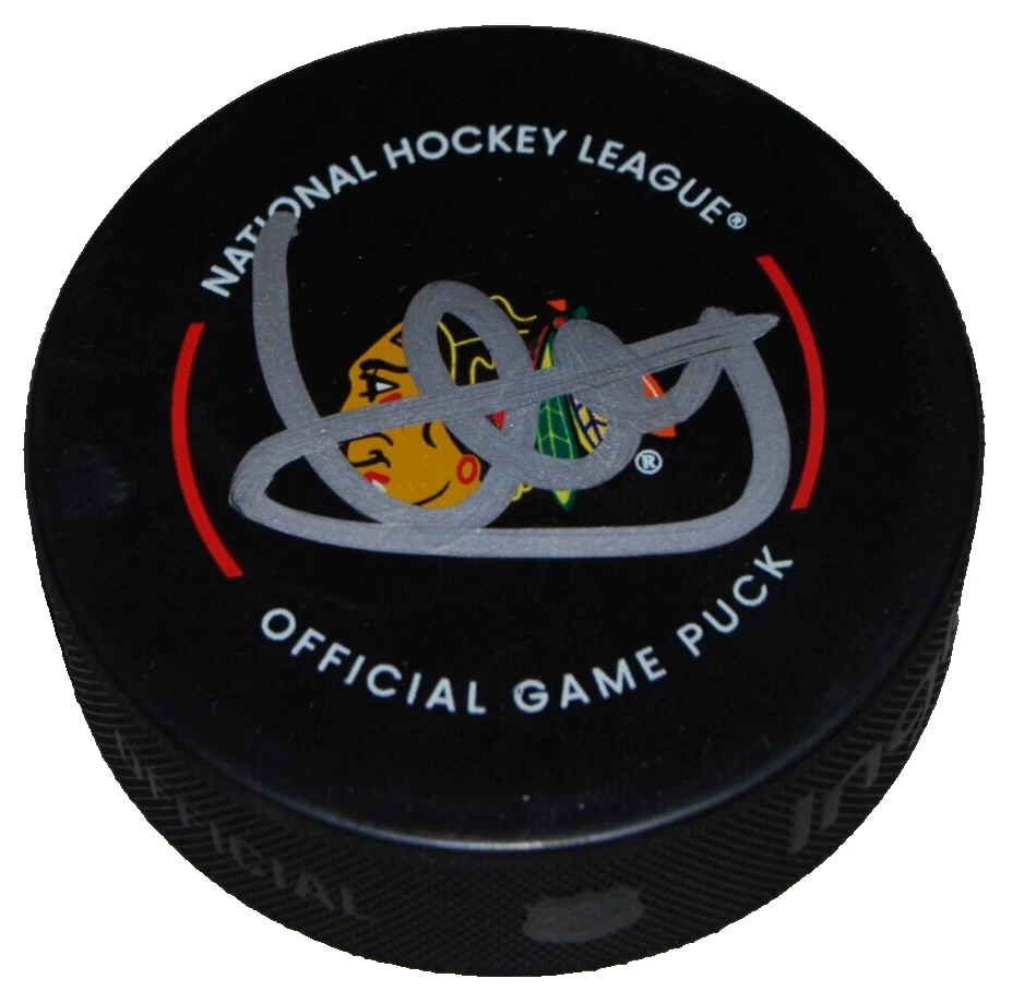 ARTYOM LEVSHUNOV signed (CHICAGO BLACKHAWKS) official game puck PSA/DNA AQ25930