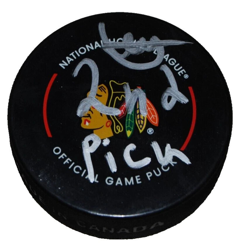 ARTYOM LEVSHUNOV signed (CHICAGO BLACKHAWKS) official game puck PSA/DNA AQ25942