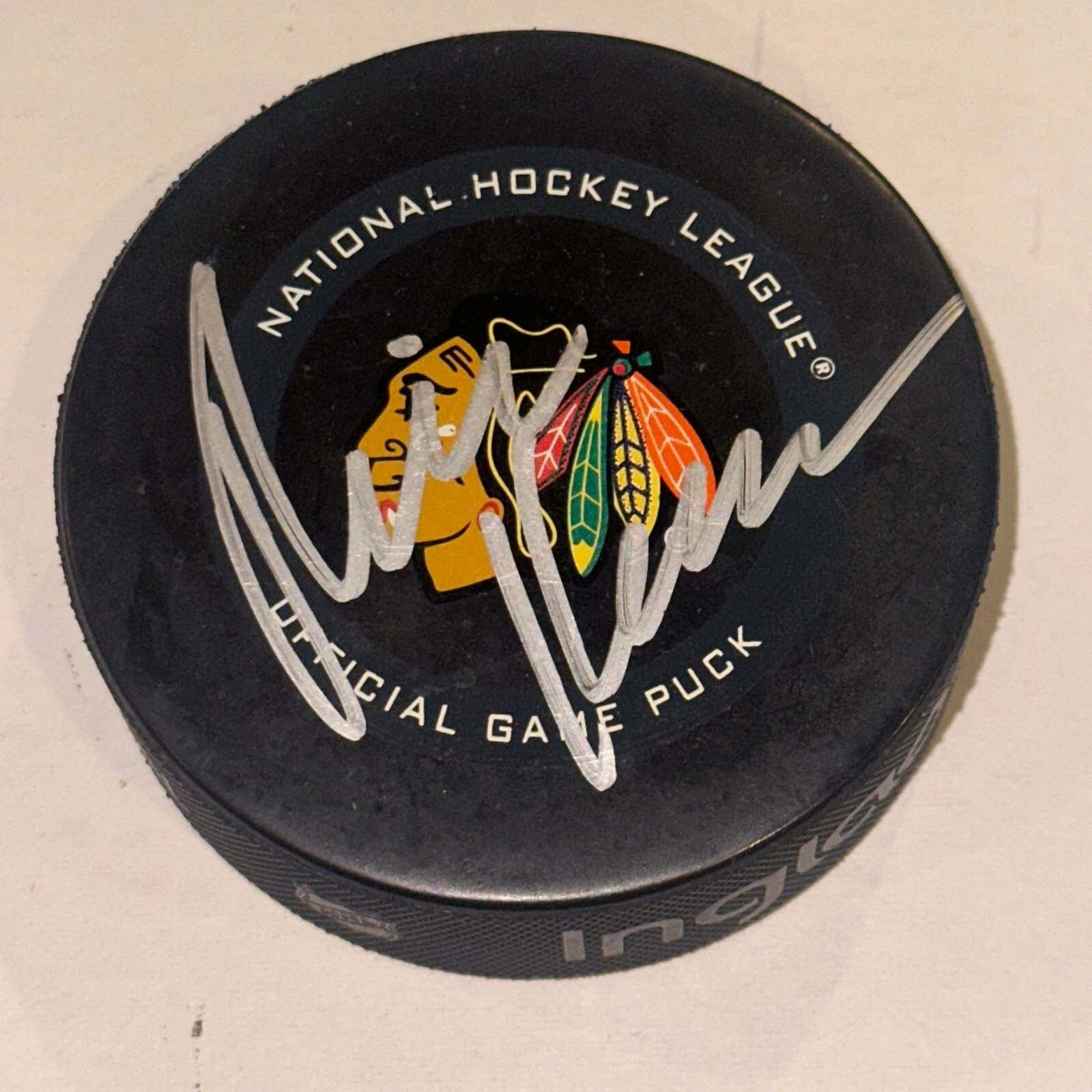 MIKE KEENAN Signed Chicago BLACKHAWKS Official GAME Puck Beckett BAS