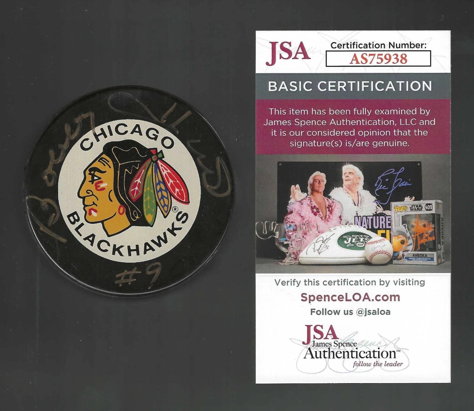 Bobby Hull Signed Chicago Blackhawks Bettman Official Game Puck JSA COA
