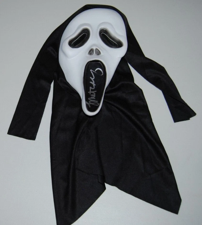 LAURIE METCALF signed (SCREAM) Ghostface mask Mrs Loomis BECKETT BN71117