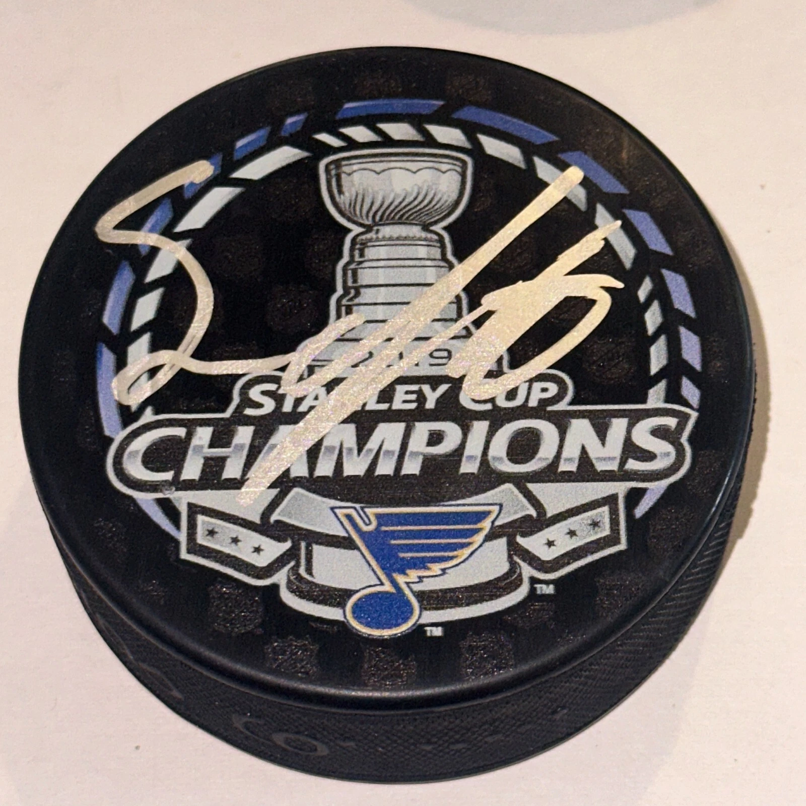 OSKAR SUNDQVIST (Blues) Signed 2019 STANLEY CUP CHAMPS Puck Beckett Auth BAS