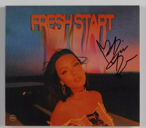 BAILEY BRYAN SIGNED AUTOGRAPH FRESH START CD CARD BOOKLET SEALED COLLECTIBLE MEMORABILIA