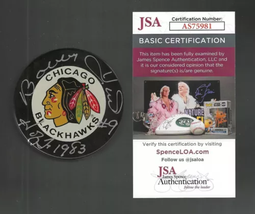 Bobby Hull Signed Inscribed Chicago Blackhawks Bettman Official Game Puck JSA
