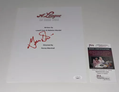 GEENA DAVIS SIGNED A LEAGUE OF THEIR OWN FULL MOVIE SCRIPT JSA COA COLLECTIBLE MEMORABILIA