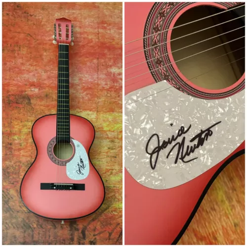 GFA ANGEL OF THE MORNING * JUICE NEWTON * SIGNED ACOUSTIC GUITAR J6 COA COLLECTIBLE MEMORABILIA