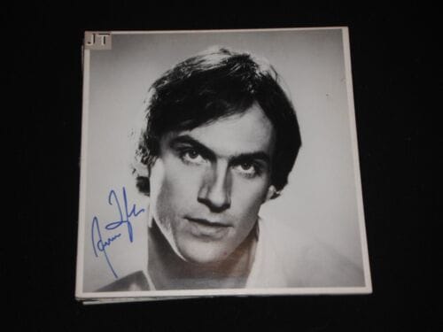 JAMES TAYLOR SIGNED JT VINYL ALBUM LEGEND! COLLECTIBLE MEMORABILIA