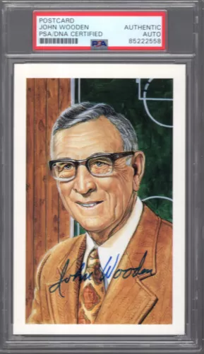 JOHN WOODEN HAND SIGNED CENTER COURT HOF POSTCARD 4805/10000 PSA SLABBED COLLECTIBLE MEMORABILIA