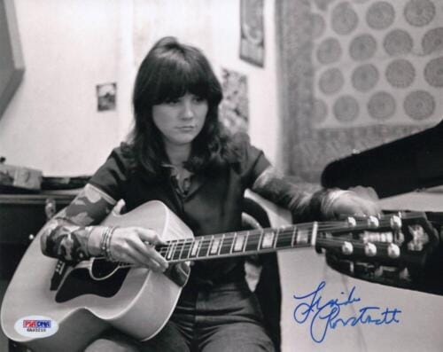 LINDA RONSTADT SIGNED AUTOGRAPH 8×10 PHOTO – LIVING IN THE USA SINGER W/ PSA COA COLLECTIBLE MEMORABILIA