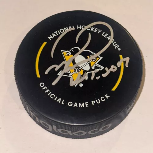 MARK RECCHI SIGNED PITTSBURGH PENGUINS OFFICIAL GAME PUCK BECKETT BAS W/ HOF INS COLLECTIBLE MEMORABILIA