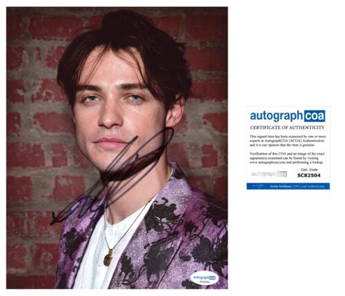 THOMAS DOHERTY ‘GOSSIP GIRL’ SIGNED ACTOR ‘MAX WOLFE’ ACOA COLLECTIBLE MEMORABILIA