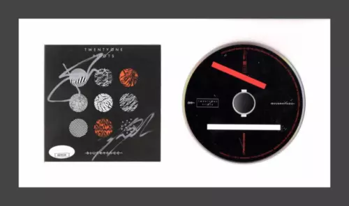 TWENTY ONE PILOTS SIGNED AUTOGRAPH BLURRYFACE FRAMED CD DISPLAY W/ JSA COA COLLECTIBLE MEMORABILIA