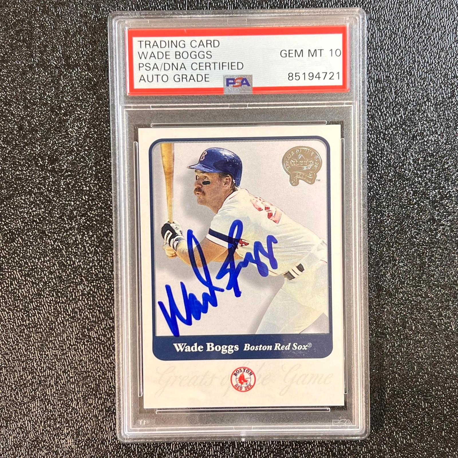 2001 Fleer Greats of the Game #130 Wade Boggs Card PSA/DNA Slabbed AUTO 10 Red S