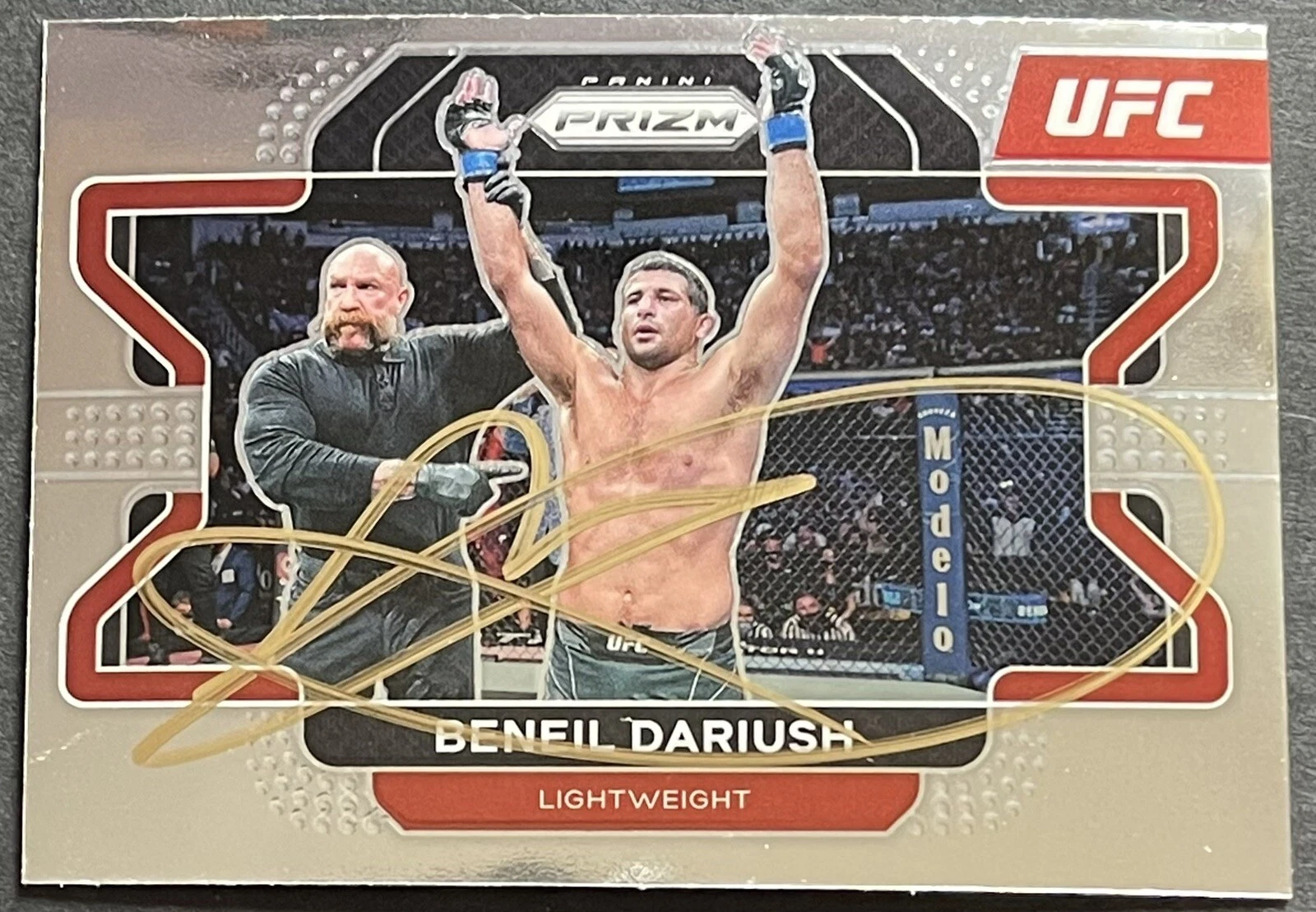 Beneil Dariush Signed Autographed 2022 Prizm UFC Base Card Beckett Coa