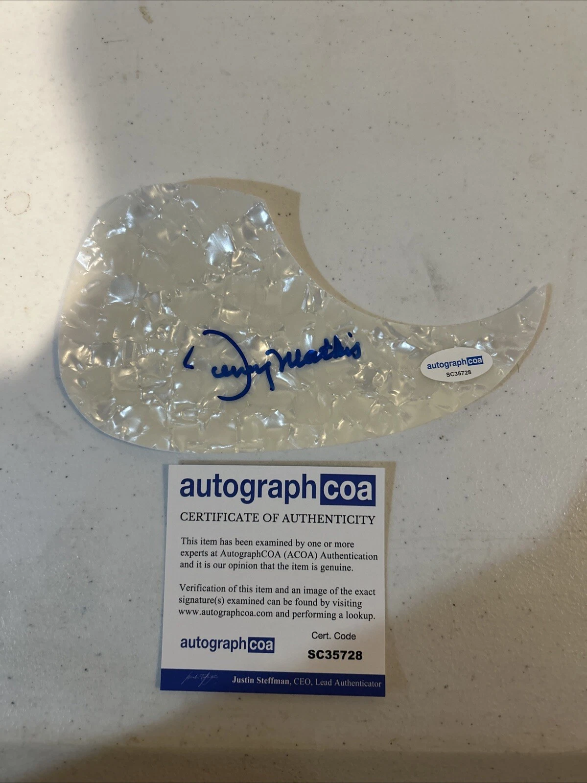 JOHNNY MATHIS SIGNED AUTOGRAPH ACOUSTIC PICKGUARD ACOA GUITAR LEGEND