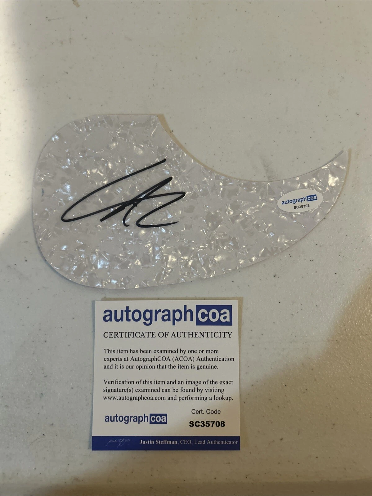 COOPER ALAN SIGNED AUTOGRAPH ACOUSTIC PICKGUARD GUITAR ACOA COUNTRY