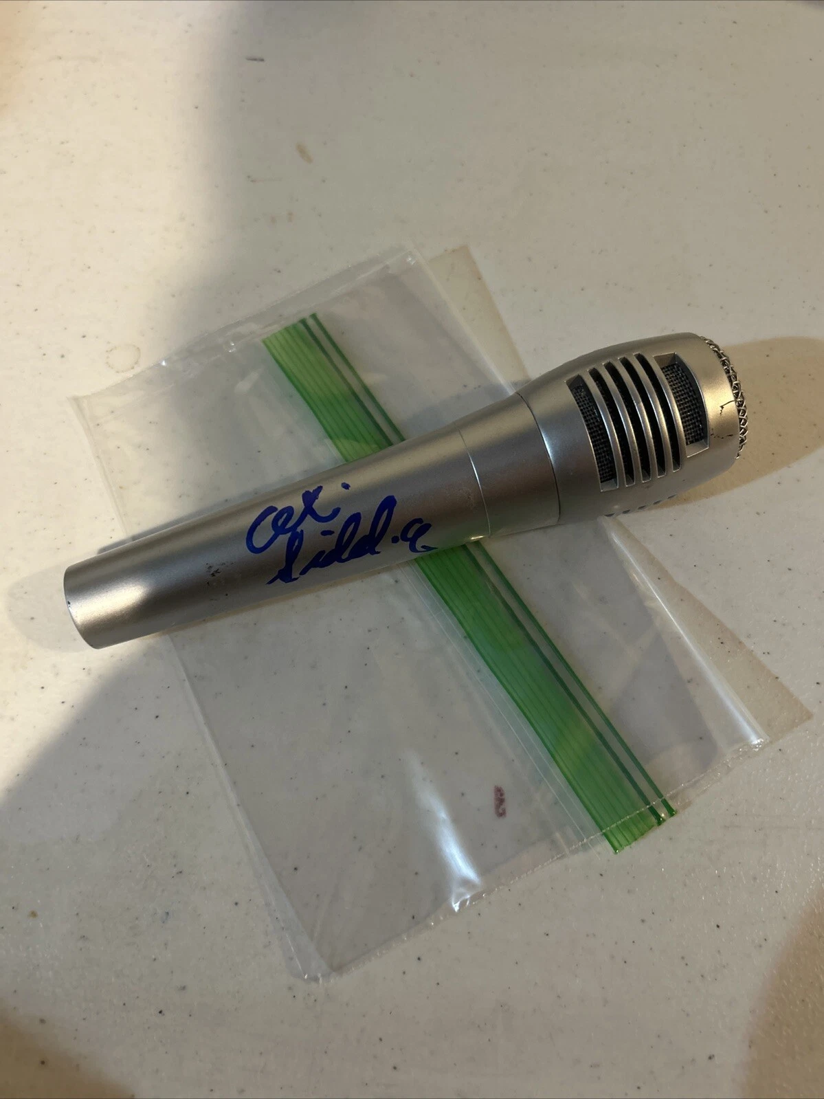 ALI SIDDIQ COMEDIAN SIGNED AUTOGRAPH MICROPHONE ACOA COMEDY JOE ROGAN COLLECTIBLE MEMORABILIA