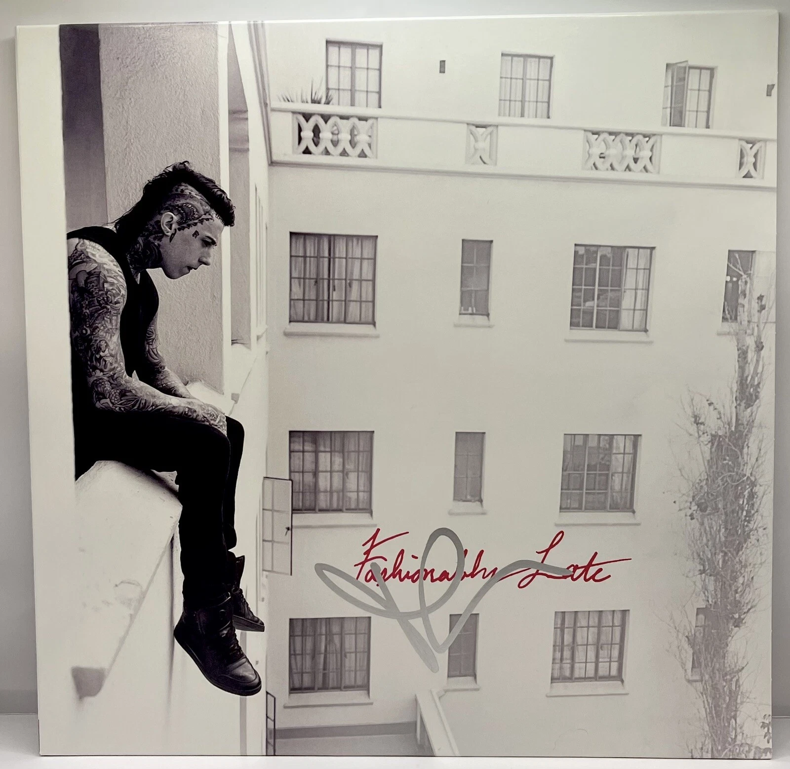 RONNIE RADKE SIGNED FALLING IN REVERSE FASHIONABLY LATE ALBUM VINYL RECORD PSA