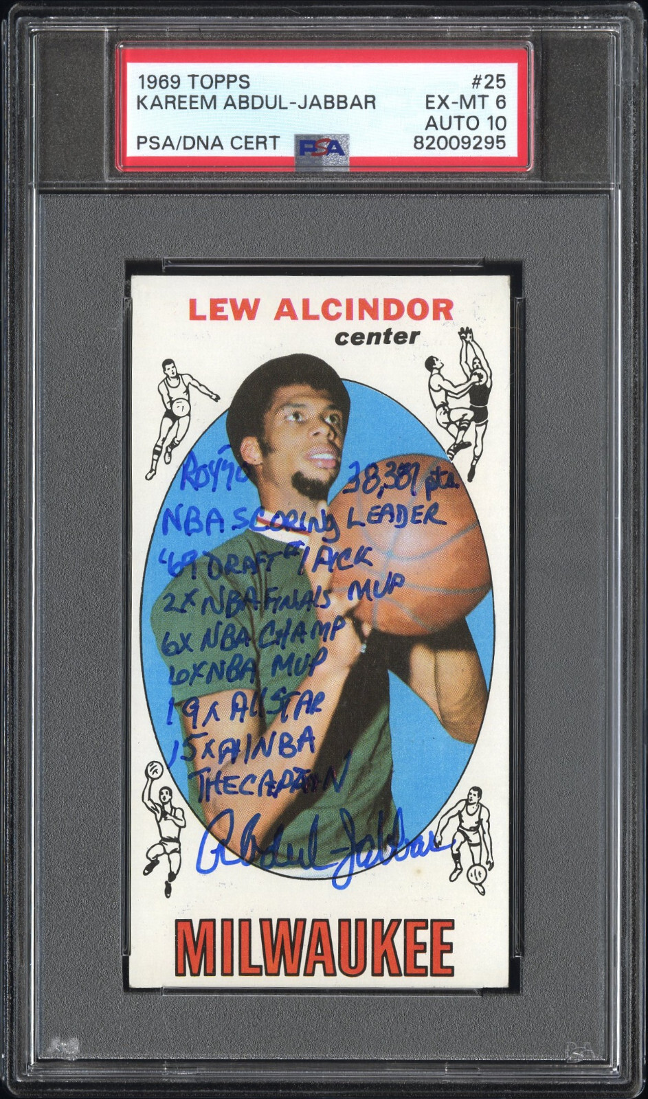 1969 Topps Kareem Abdul-Jabbar Lew Alcindor Signed Rookie RC PSA 6 Auto 10