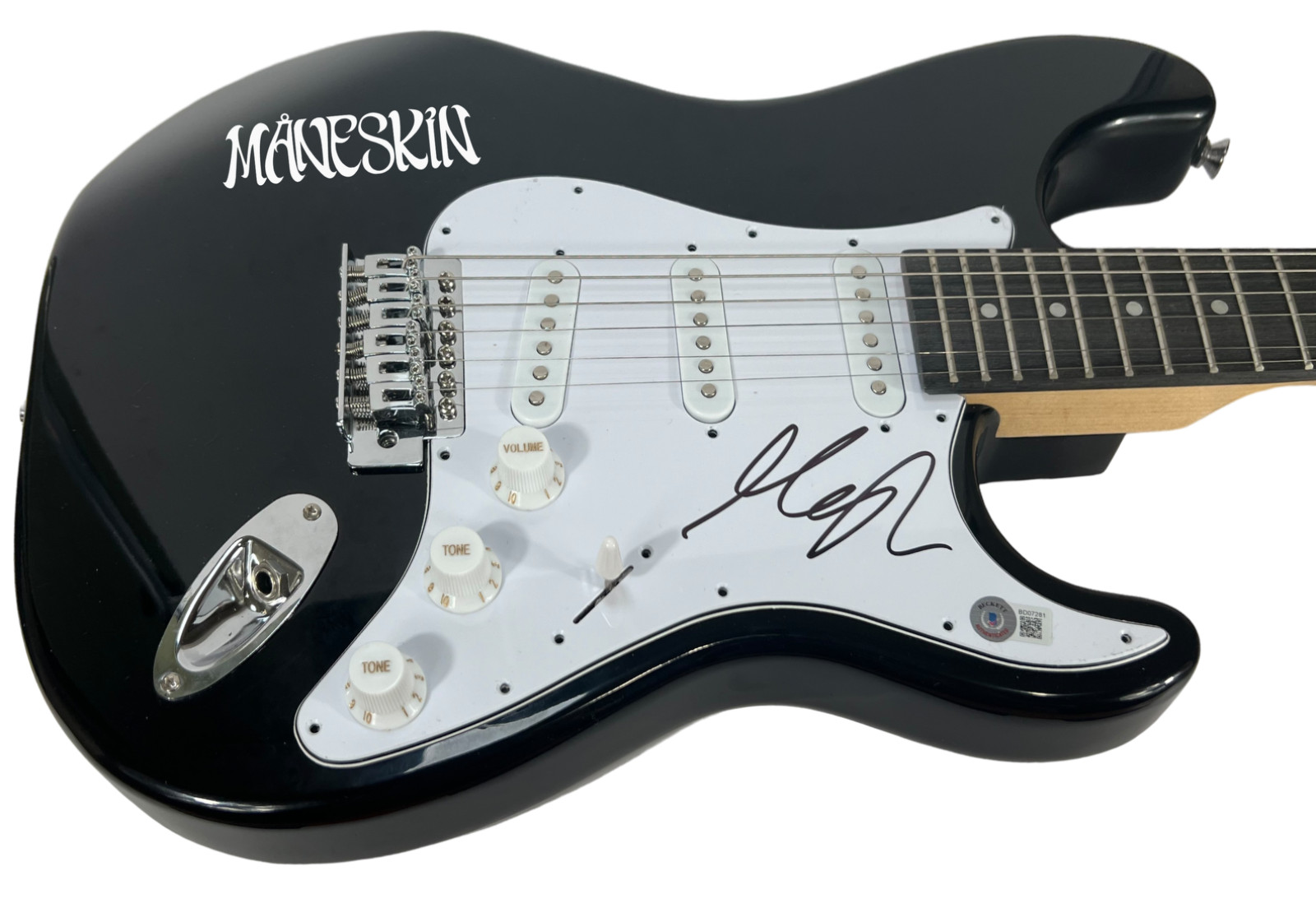 Victoria De Angelis MANESKIN Signed Autograph Electric Guitar Vic Beckett COA