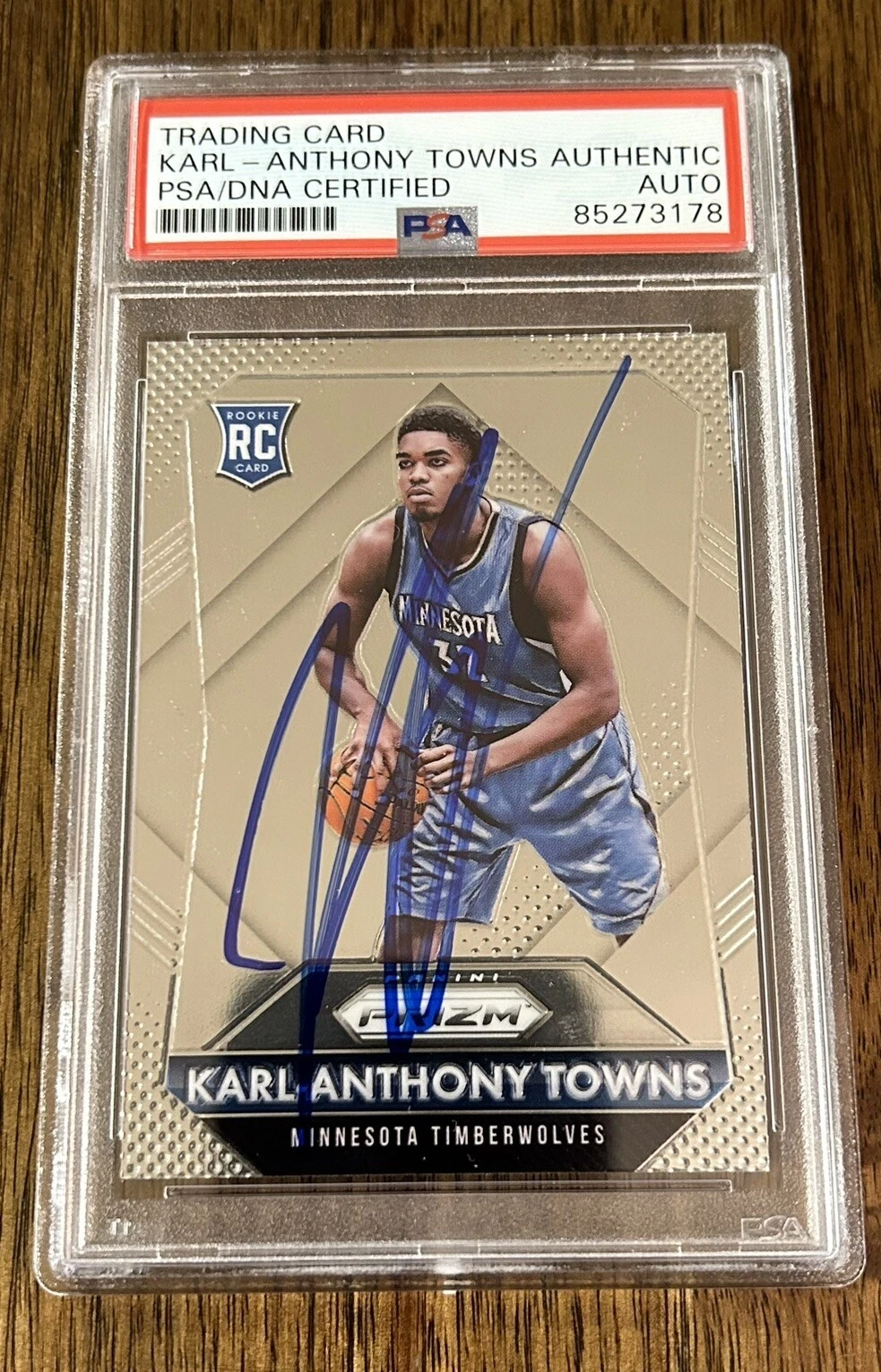 Karl-Anthony Towns Signed 2015 Panini Prizm Rookie Card RC PSA/DNA Autograph