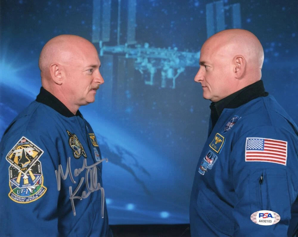 Mark Kelly Signed Autograph 8x10 Photo - Kamala Harris 2024 VP Pick? PSA COA