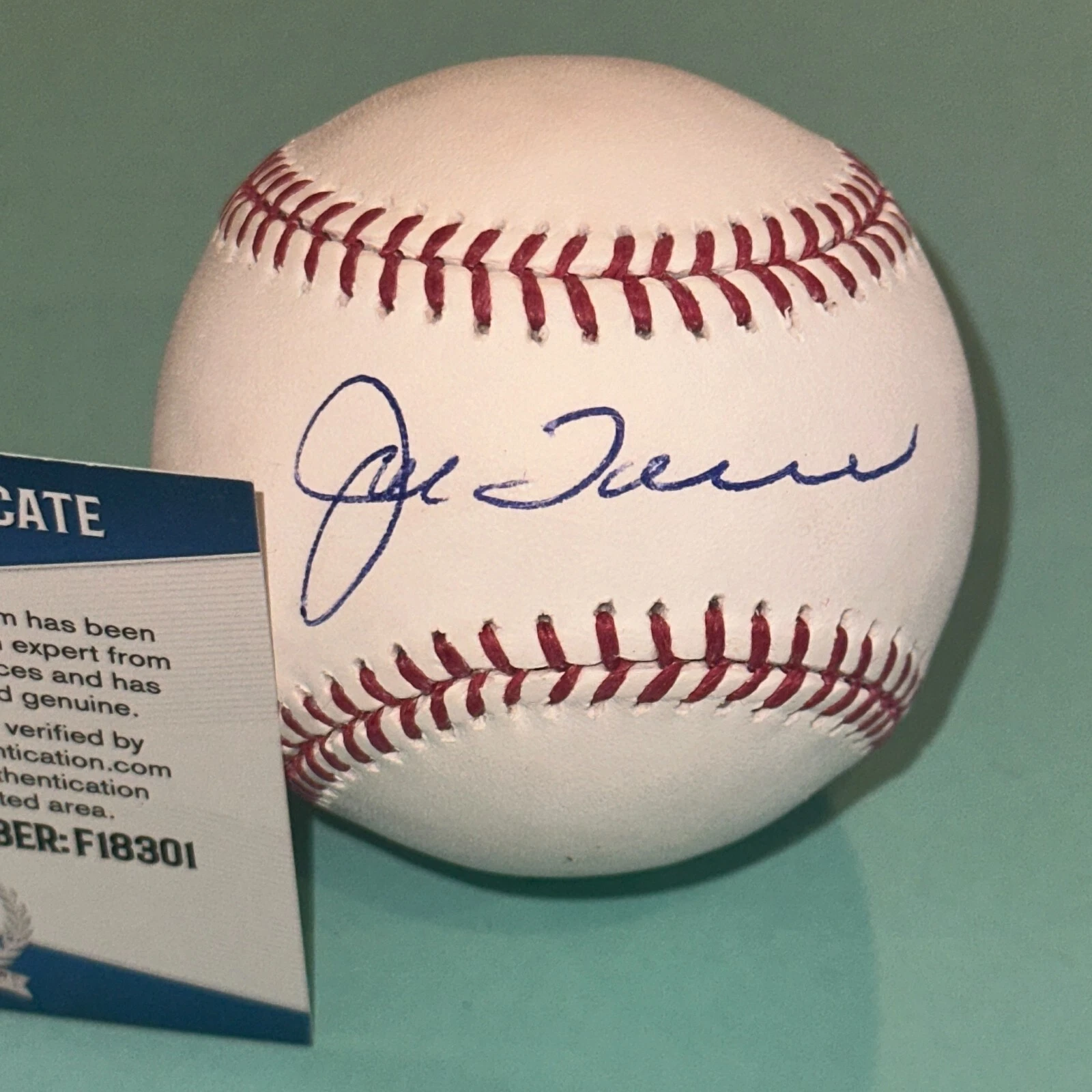 JOE TORRE (NY Yankees) Signed Official MLB Baseball w/ Beckett COA (BAS)