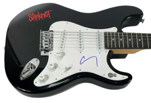 COREY TAYLOR SLIPKNOT SIGNED AUTOGRAPH FULL SIZE ELECTRIC GUITAR BECKETT COA COLLECTIBLE MEMORABILIA