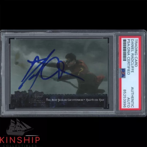 DANIEL RADCLIFFE SIGNED ARTBOX TRADING CARD PSA DNA SLAB HARRY POTTER AUTO C3087 COLLECTIBLE MEMORABILIA