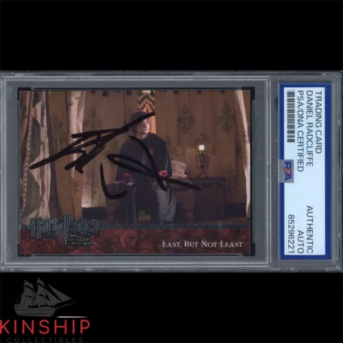 DANIEL RADCLIFFE SIGNED ARTBOX TRADING CARD PSA DNA SLAB HARRY POTTER AUTO C3285 COLLECTIBLE MEMORABILIA