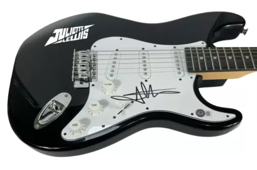 JULIETTE LEWIS SIGNED AUTOGRAPH ELECTRIC GUITAR JULIETTE AND THE LICKS BAS COA COLLECTIBLE MEMORABILIA