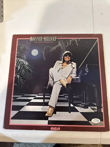 RONNIE MILSAP SIGNED AUTOGRAPH VINYL ALBUM ACOA ONLY ONE LOVE IN MY LIFE COLLECTIBLE MEMORABILIA