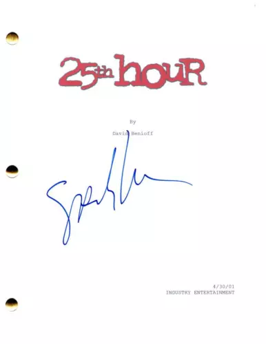SPIKE LEE SIGNED AUTOGRAPH THE 25TH HOUR MOVIE SCRIPT W/ PHILIP SEYMOUR HOFFMAN COLLECTIBLE MEMORABILIA