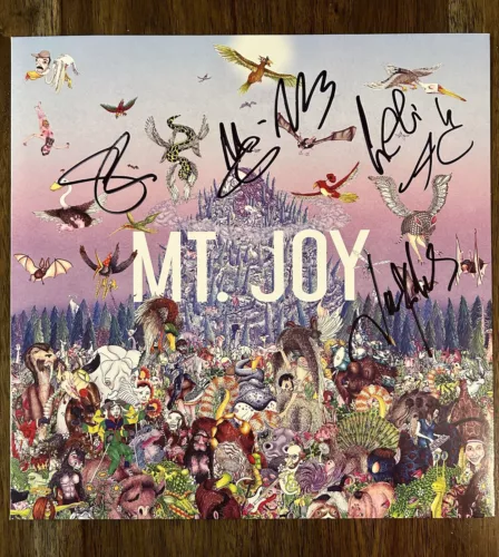 ‘MT. JOY’ FULL BAND SIGNED VINYL ALBUM ‘REARRANGE US’ MATT QUINN +4 COLLECTIBLE MEMORABILIA