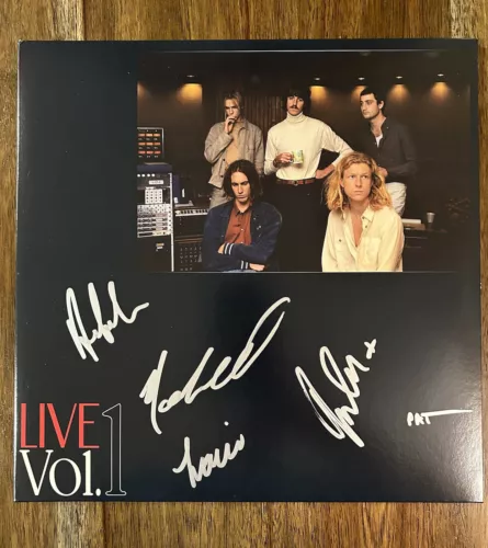 ‘PARCELS’ FULL BAND SIGNED VINYL ALBUM ‘LIVE VOL. 1’ ‘PAT HETHERINGTON’ +4 COLLECTIBLE MEMORABILIA