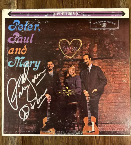 ‘PETER YARROW’ SIGNED VINYL ALBUM ‘PETER, PAUL AND MARY’ PROOF COLLECTIBLE MEMORABILIA