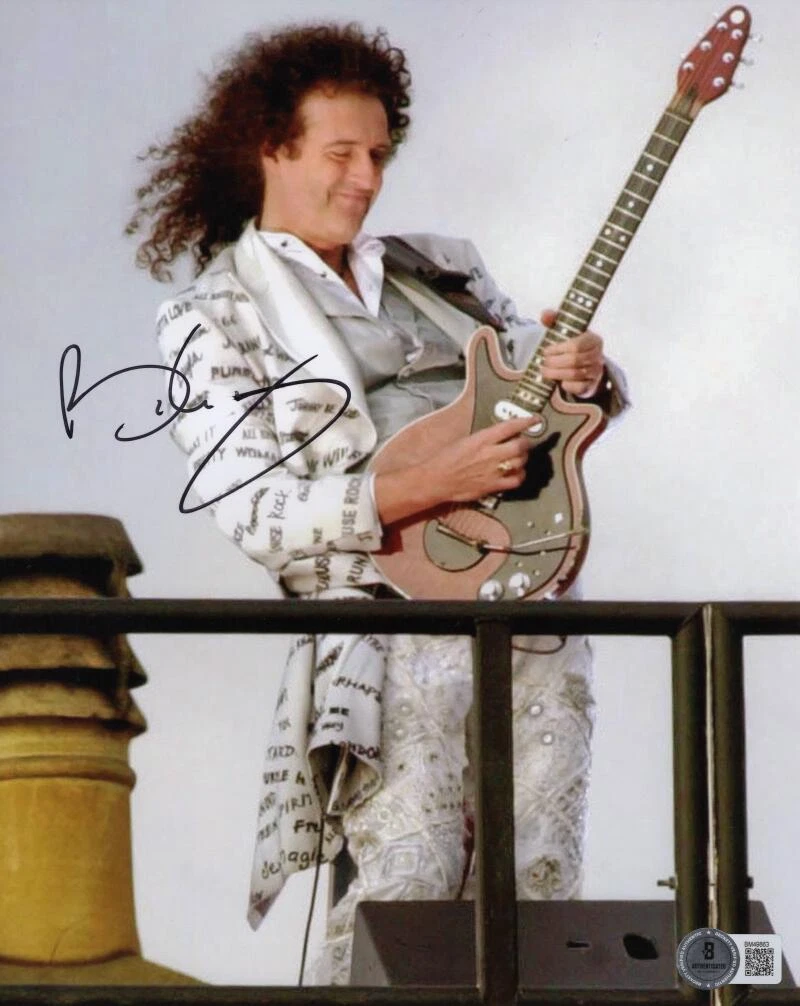 Brian May Queen Signed Autograph 8x10 Photo - News of the World w/ Beckett COA