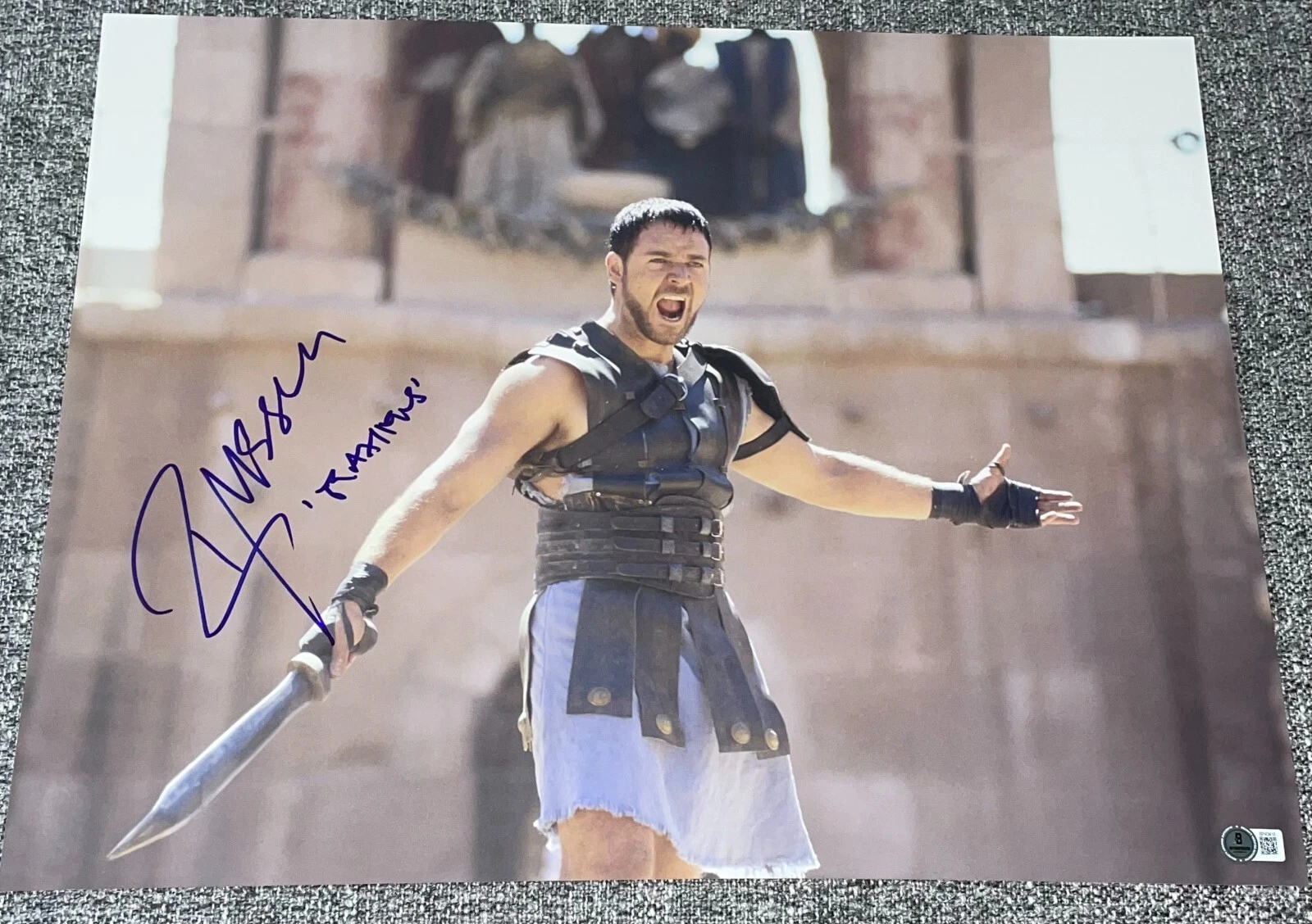 Russell Crowe Signed Autograph 16x20 Photo Authentic Gladiator Maximus Beckett A