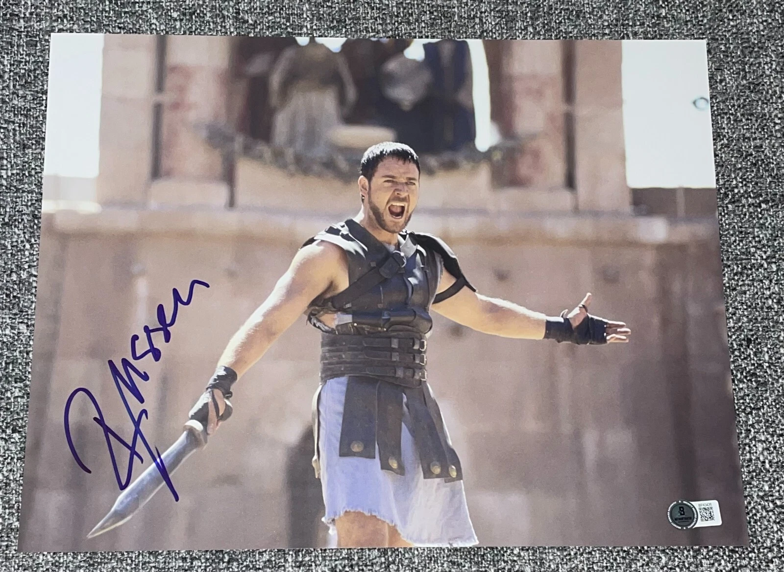 Russell Crowe Signed Autograph 11x14 Photo Authentic Gladiator Maximus Beckett A