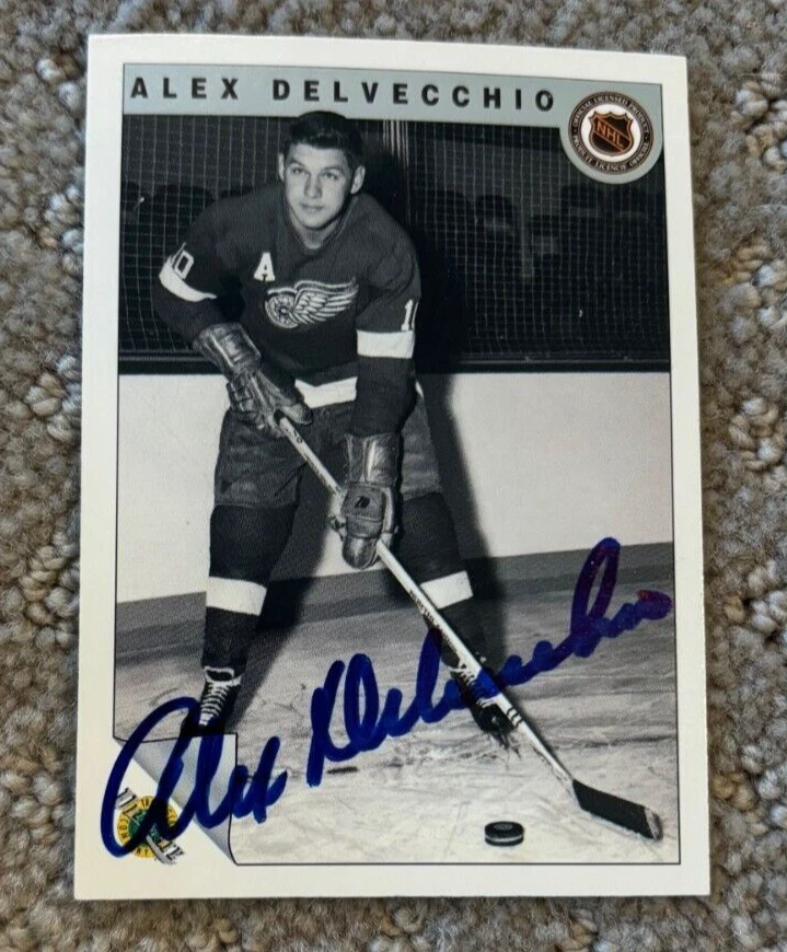 Alex Delvecchio signed 1992 Ultimate hockey card Detroit Red Wings Hall of Fame