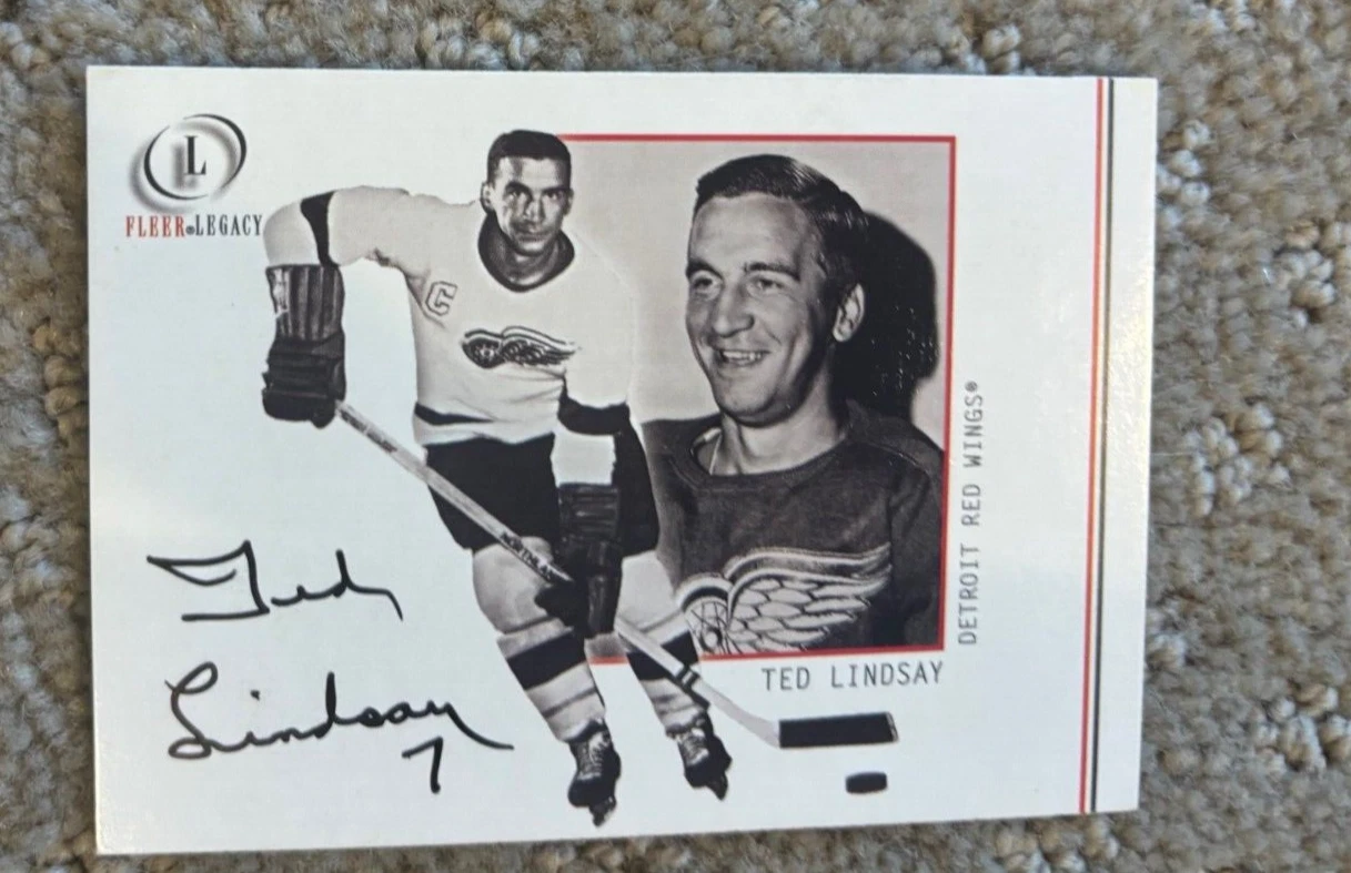 2001-02 Fleer Legacy #35 Ted Lindsay signed autographed card Detroit Red Wings